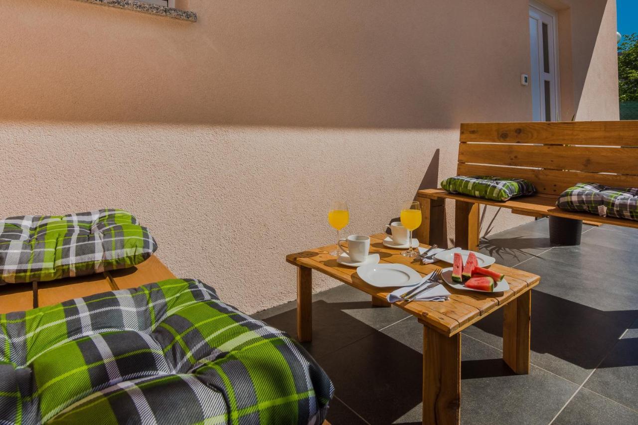 Lovely M&k In Peaceful Area - Apartament Zadar
